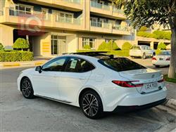 تۆیۆتا کامری